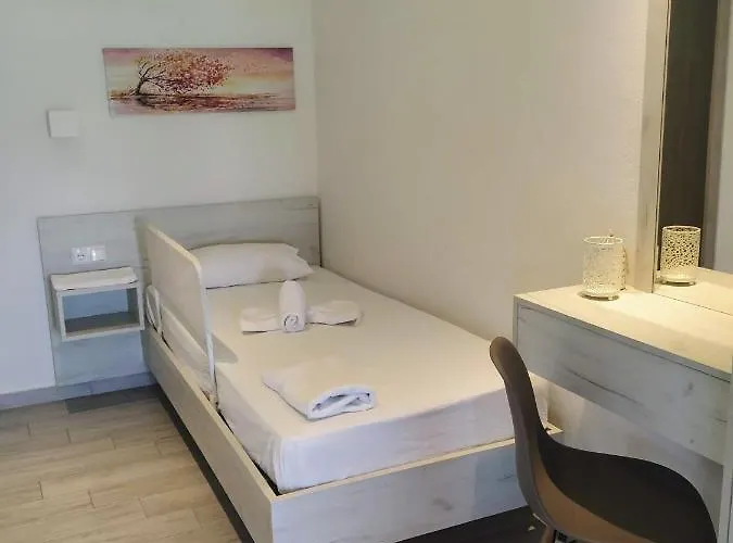 Apartment Karadolas Rachoni *