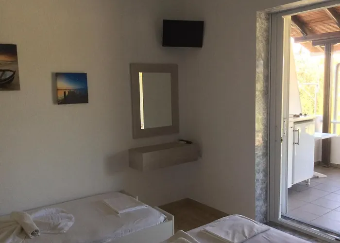 Karadolas Rachoni Apartment