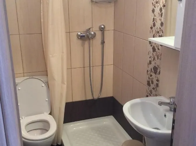 Karadolas Rachoni 公寓